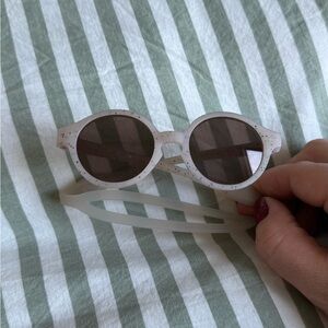 Izipizi baby sunglasses
